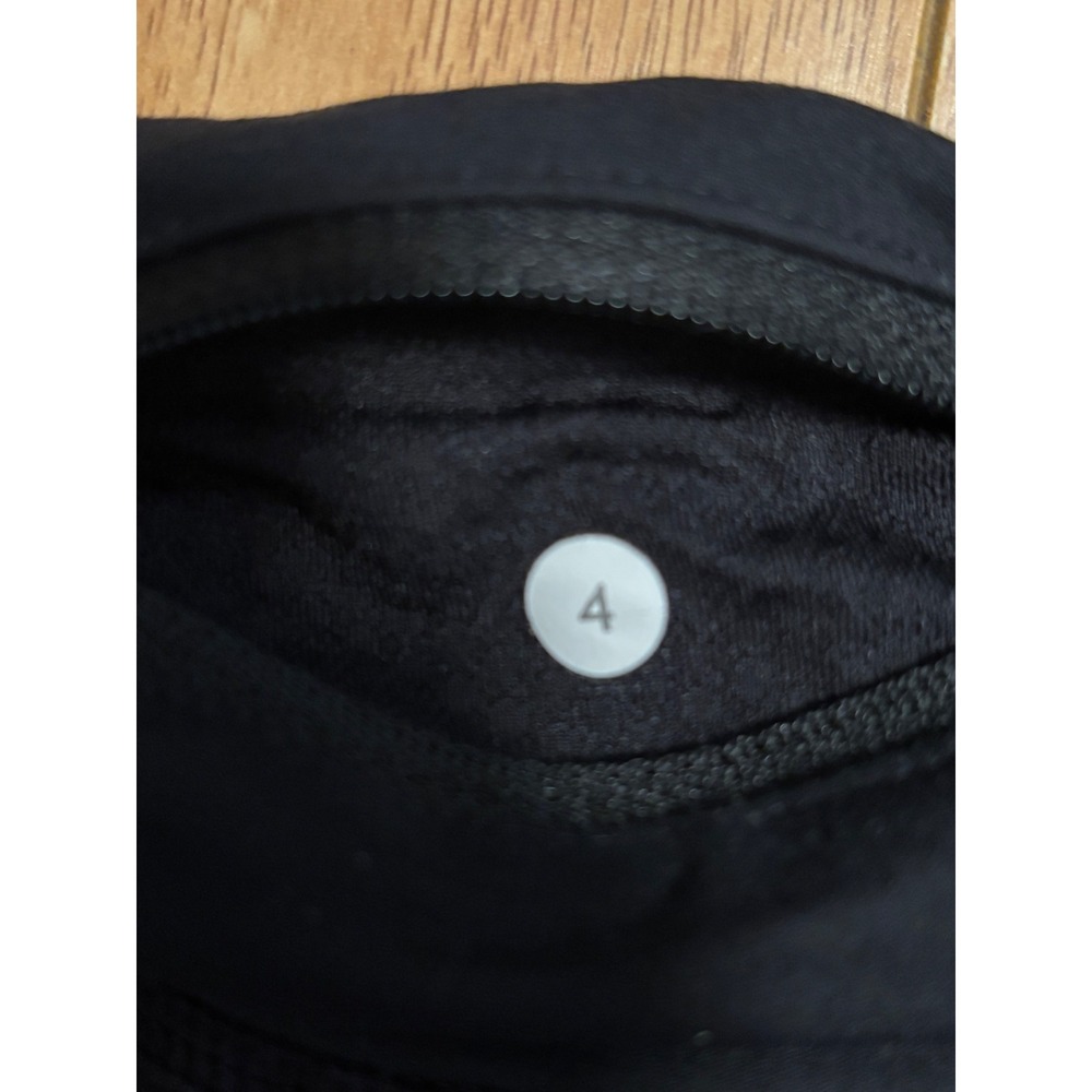 Lululemon Speed Up Low Rise Shorts Black 2" Inseam Size 4 Mini Running Vintage - Picture 6 of 9